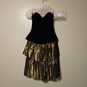 Laura Ashley Strapless 80s Sweetheart Black & Iridescent Tiered Dress NWT Size 8